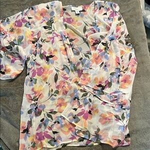 Motherhood White Floral Kimono